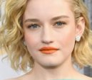 Julia Garner