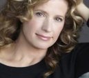 Nancy Travis