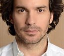 Santiago Cabrera