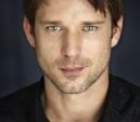 Wil Traval