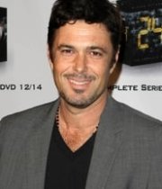 Carlos Bernard