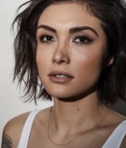 Daniella Pineda