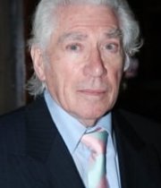 Frank Finlay