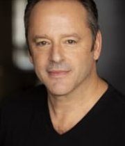 Gil Bellows