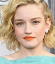 Julia Garner