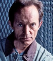 Lance Henriksen