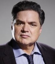 Oliver Platt