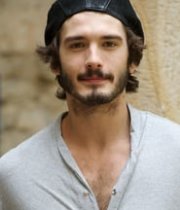 Yon González