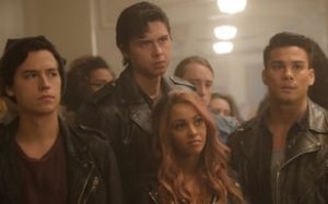 Riverdale 2. Sezon 10. Bölüm İzle – Türkçe Dublaj İzle