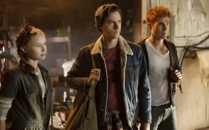 Riverdale 3. Sezon 8. Bölüm İzle – Türkçe Dublaj İzle