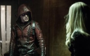 Arrow 3. Sezon 11. Bölüm Türkçe Full HD İzle