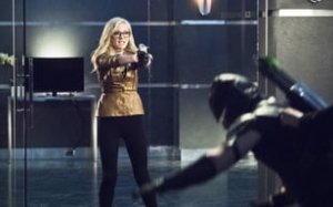 Arrow 4. Sezon 17. Bölüm Türkçe Full HD İzle