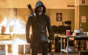 Arrow 5. Sezon 9. Bölüm Türkçe Full HD İzle