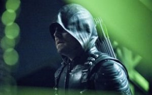 Arrow 6. Sezon 1. Bölüm Türkçe Full HD İzle