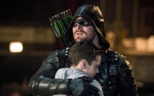 Arrow 6. Sezon 13. Bölüm Türkçe Full HD İzle