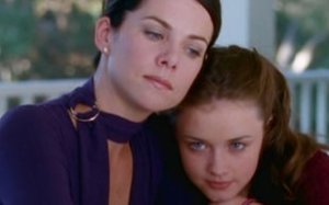 Gilmore Girls 1. Sezon 3. Bölüm İzle – Türkçe Dublaj İzle